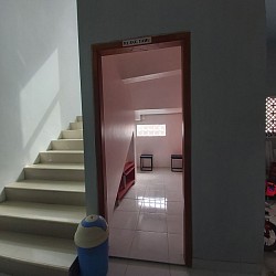 Ruang tamu laki-laki
